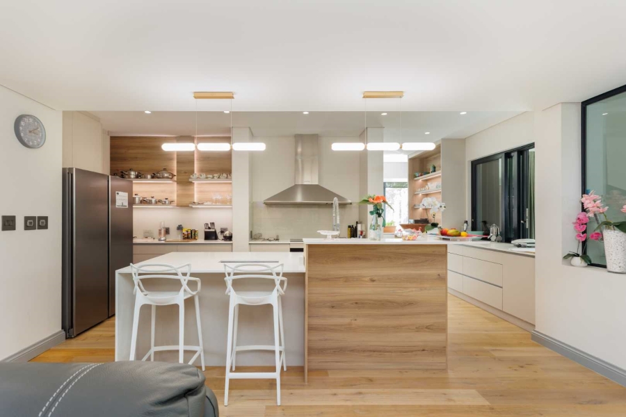 4 Bedroom Property for Sale in Val De Vie Estate Western Cape